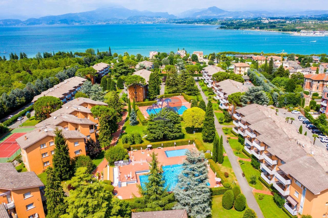 Panorama Apartment Peschiera Пескьера-дель-Гарда Экстерьер фото