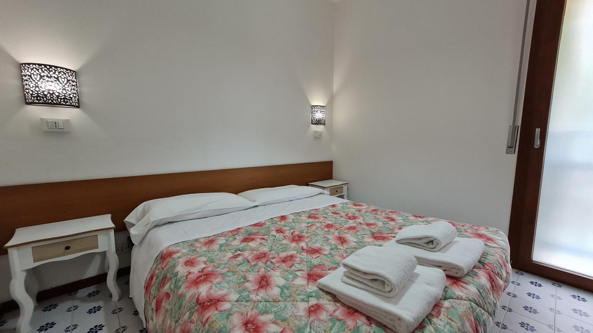 Panorama Apartment Peschiera Пескьера-дель-Гарда Экстерьер фото